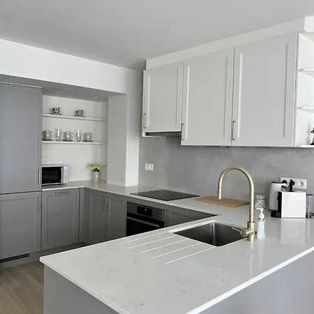 Ocean Breeze 2.0 Apartment *